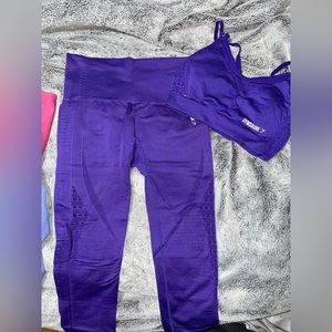 Bra is medium leggings are small